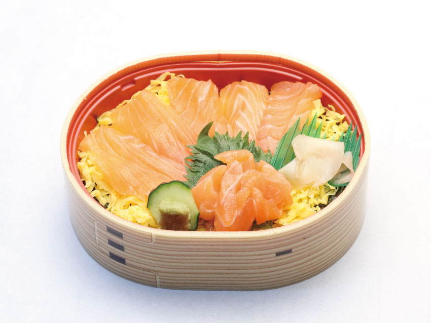サーモン丼（ちらし寿司・すし丼）